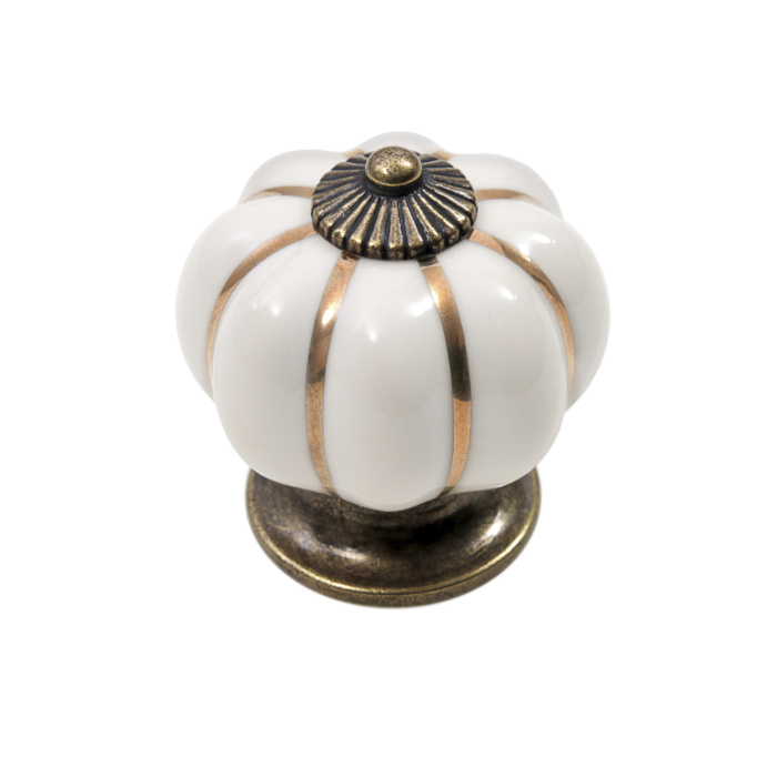 Ручка-кнопка 055AB.3/W17 BOYARD (40)