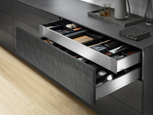 Ящик LEGRABOX F, высота 241мм, 500мм белый шелк BLUM 