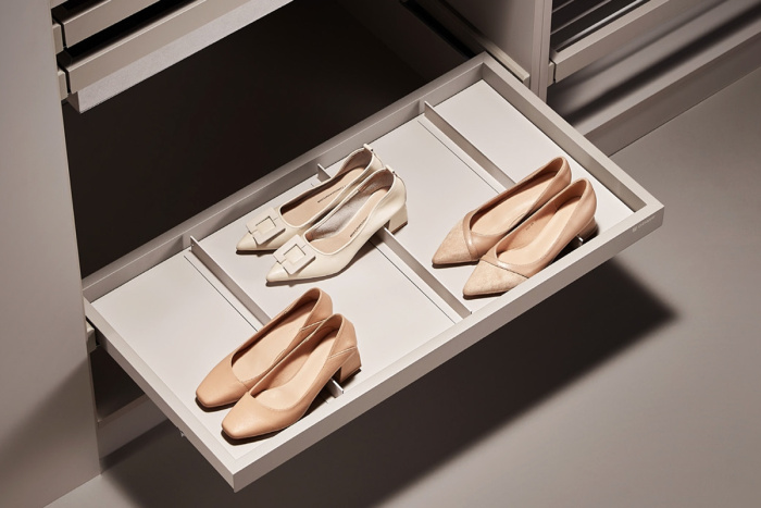 Полка для обуви 900 мм с довод., clip-on, цвет Cока, Unihopper