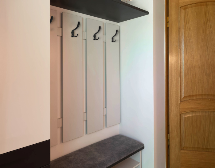 302К BL Крючок черный матовый BOYARD (25)