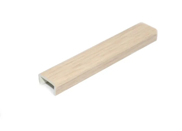 Заглушка цоколя Дуб Млечный Н100мм(пр-во Россия)