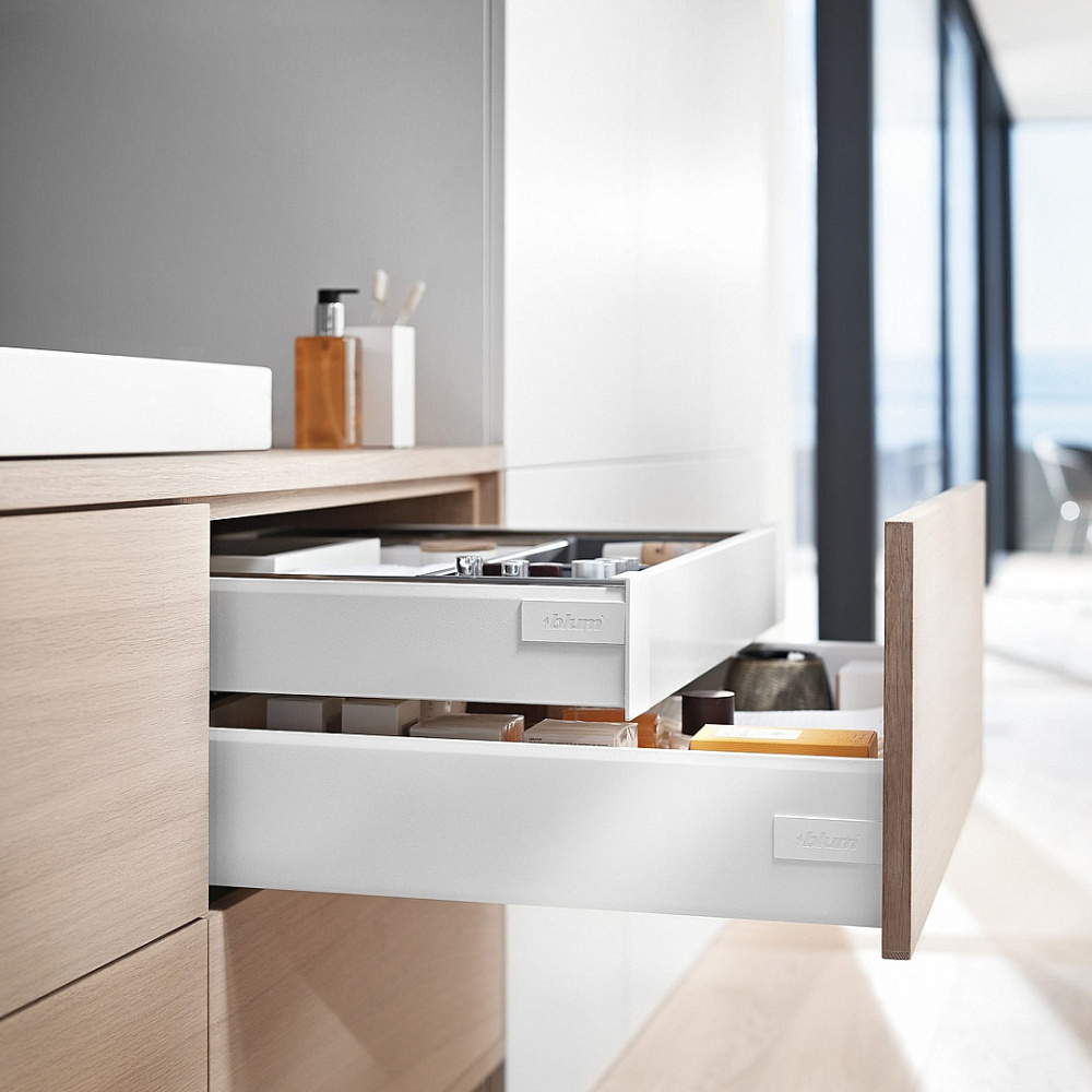 Комплект ящик ANTARO Tandembox M c дов. 450мм, высота 84мм белый BLUM 