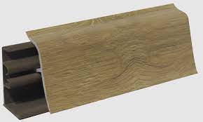 Плинтус Дуб Вотан 3м KORNER